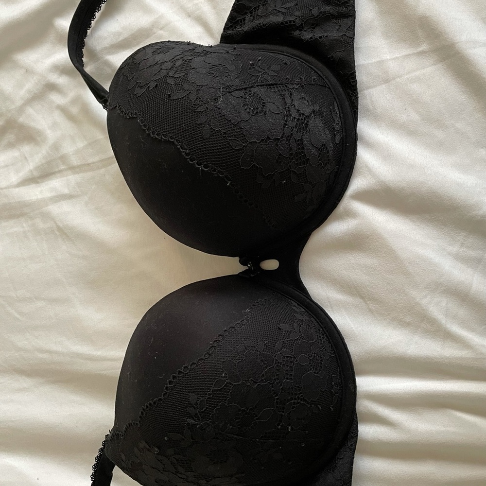 VS Bra - Picture 2 of 2